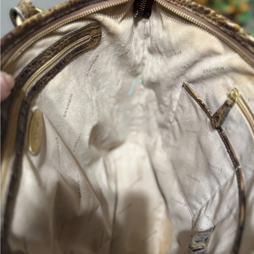 Beautiful Shoulder Bag - Picture 13 of 13